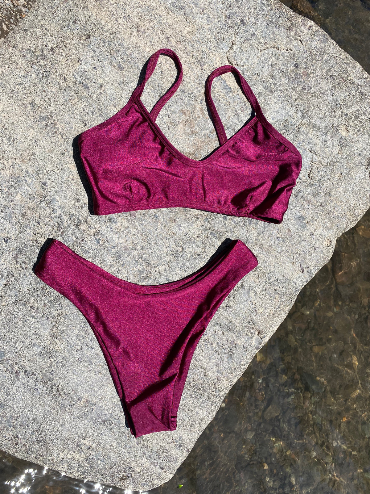 Bikini peto burdeo + Calzón sin costuras