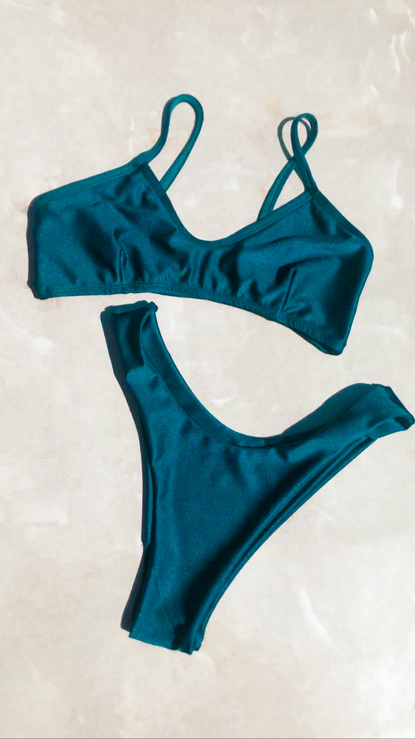 Bikini peto azul petróleo + calzón sin costuras